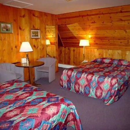 Pahaska Tepee Resort-2